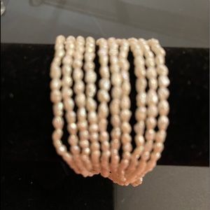 Baroque pearl bracelet